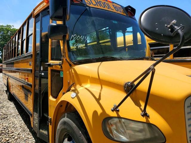 2010 THOMAS SAF-T-LINER C2 - SCHOOL BUS