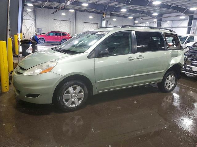 2006 TOYOTA SIENNA LE 8 PASSENGER  