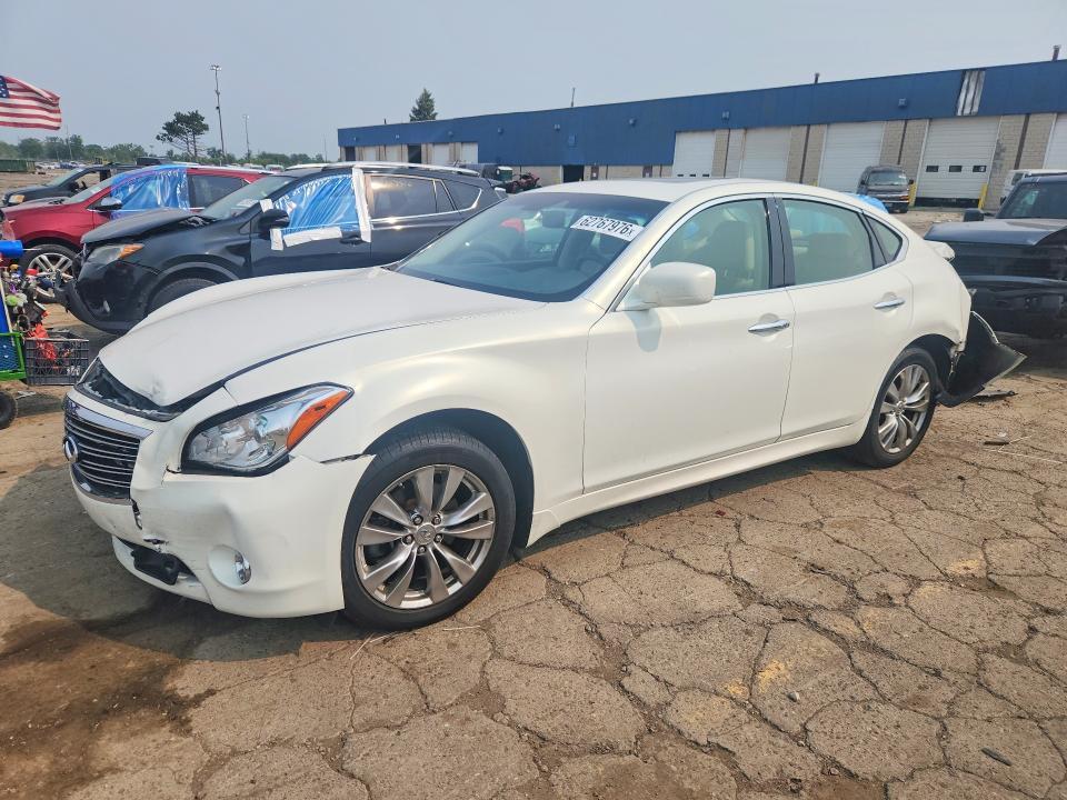 2013 INFINITI M37 X  
