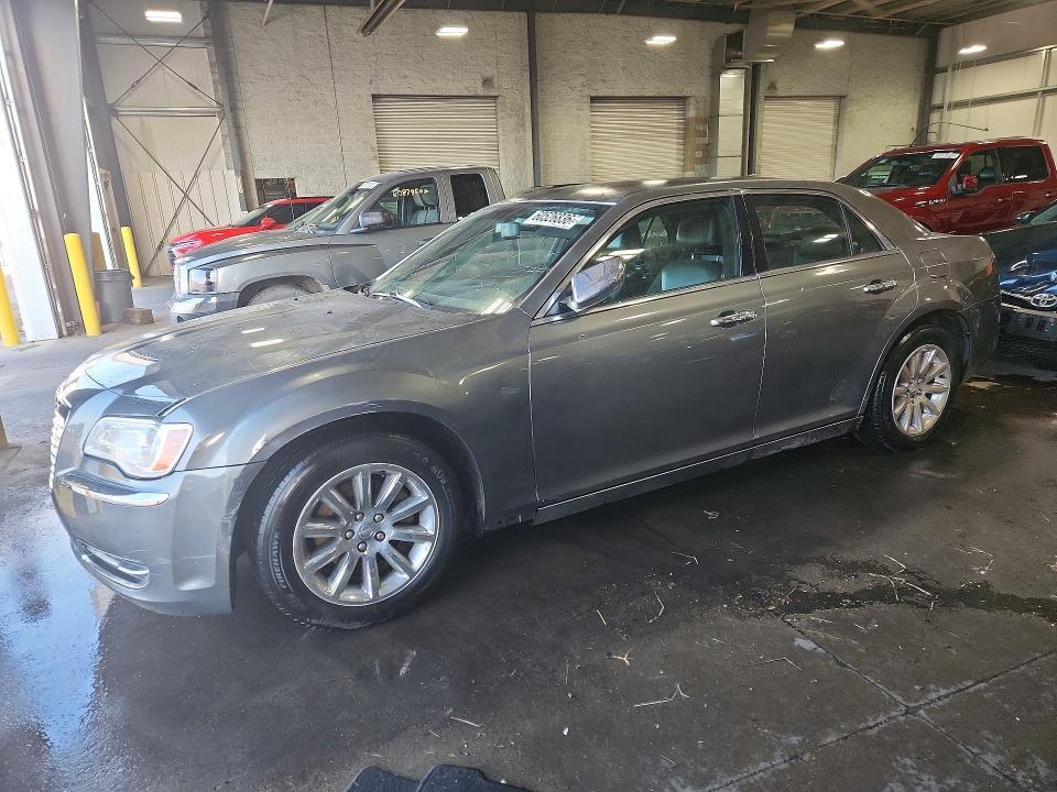 2012 CHRYSLER 300 LIMITED  