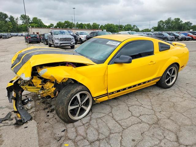2005 FORD MUSTANG V6 COUPE  