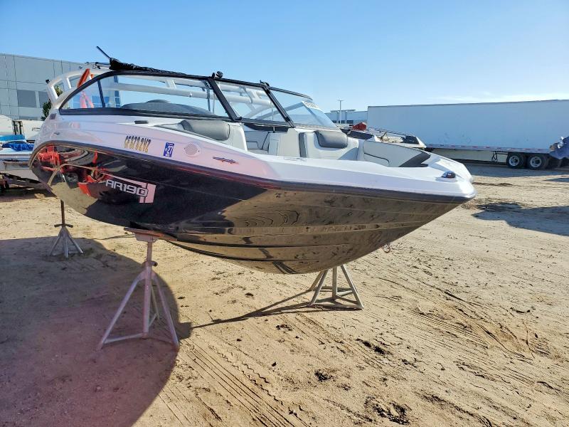 2025 YAMAHA AR210 BOAT
