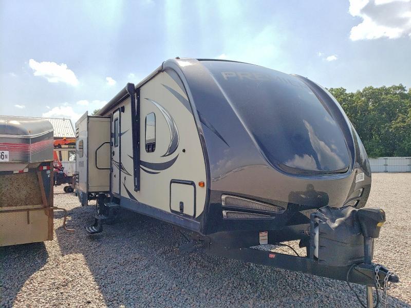 2017 KEYSTONE PREMIER CAMPER