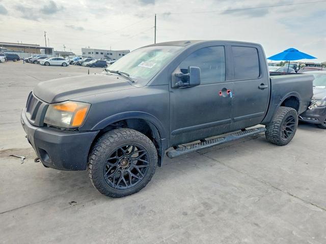 2012 NISSAN TITAN SV  