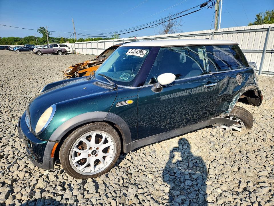 2006 MINI COOPER   
