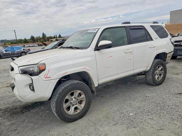 2019 TOYOTA 4RUNNER SR5  