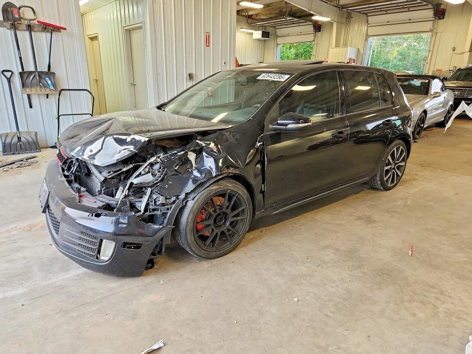 2013 VOLKSWAGEN GTI   
