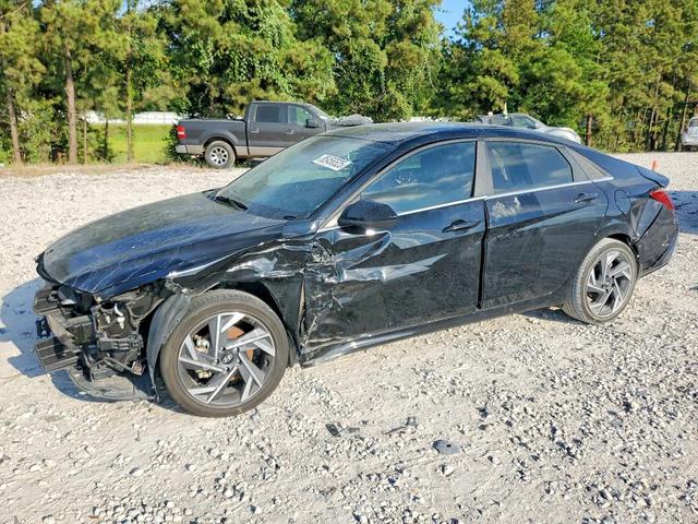 2025 HYUNDAI ELANTRA SEL  