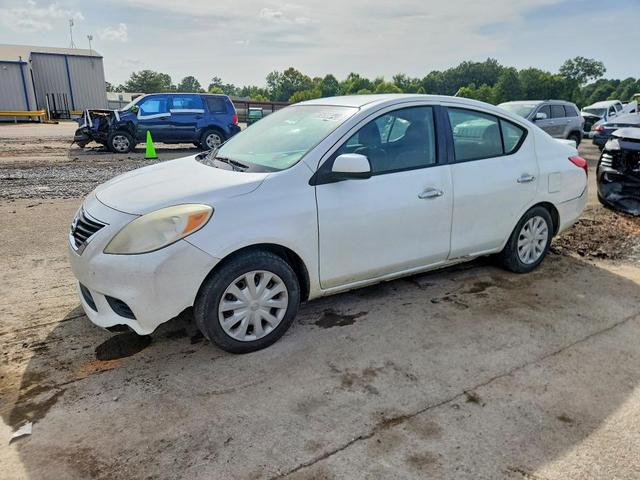 2014 NISSAN VERSA 16 SV  