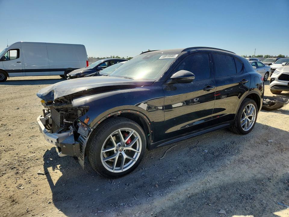 2018 ALFA ROMEO STELVIO TI SPORT  