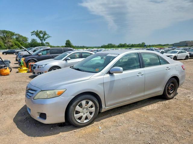2011 TOYOTA CAMRY LE  