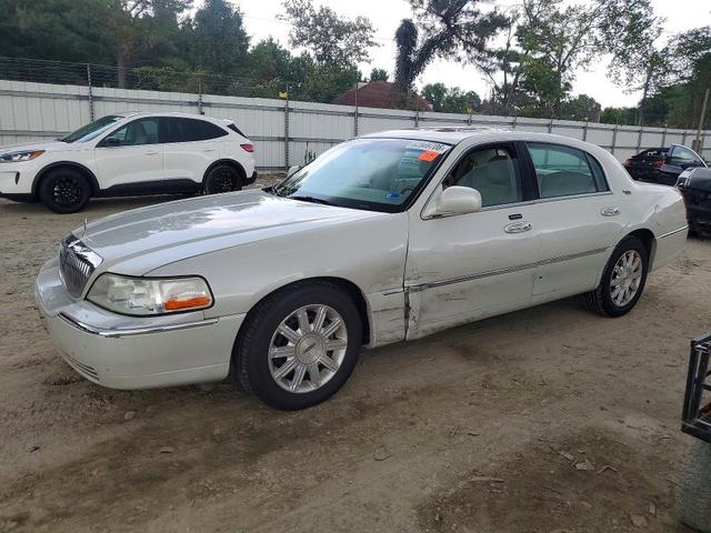 2007 LINCOLN TOWN CAR SIGNATURE LIMITED  