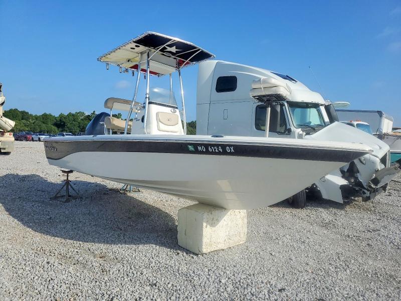 2016 NAUTICSTAR BOAT