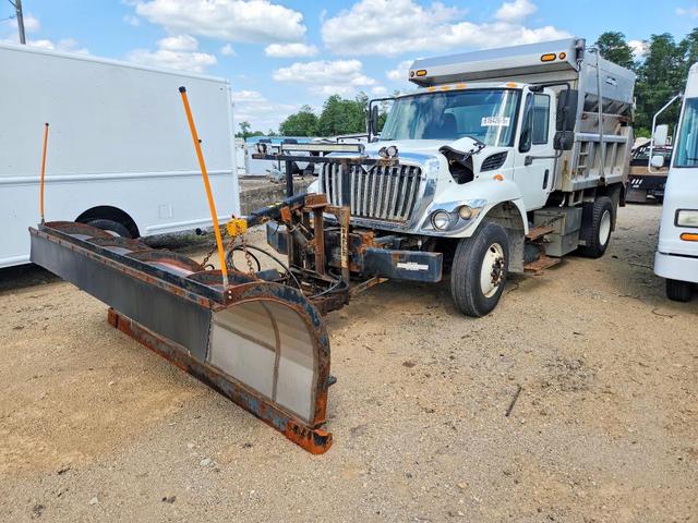 2016 INTERNATIONAL 7400 SPREADER TRUCK