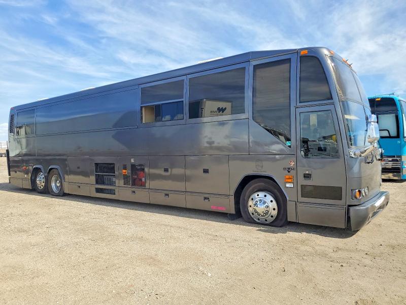 2000 PREVOST COACH BUS
