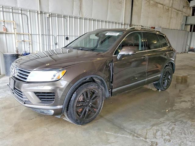 2015 VOLKSWAGEN TOUAREG V6  