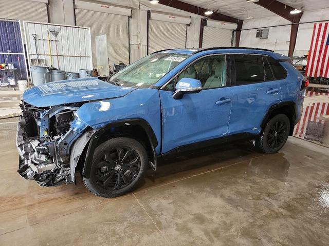 2022 TOYOTA RAV4 SE  
