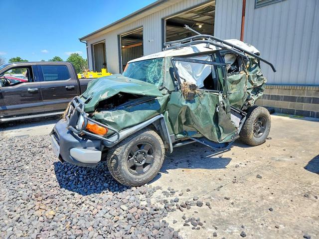2010 TOYOTA FJ CRUISER BASE  
