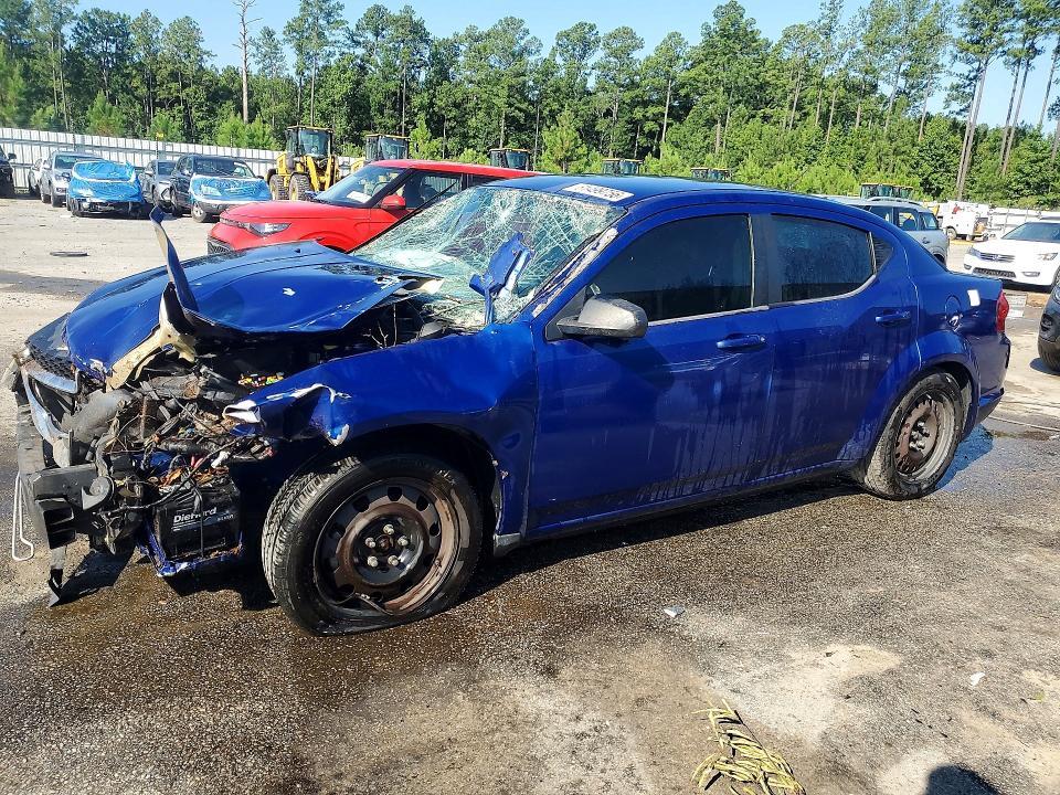 2013 DODGE AVENGER SE  