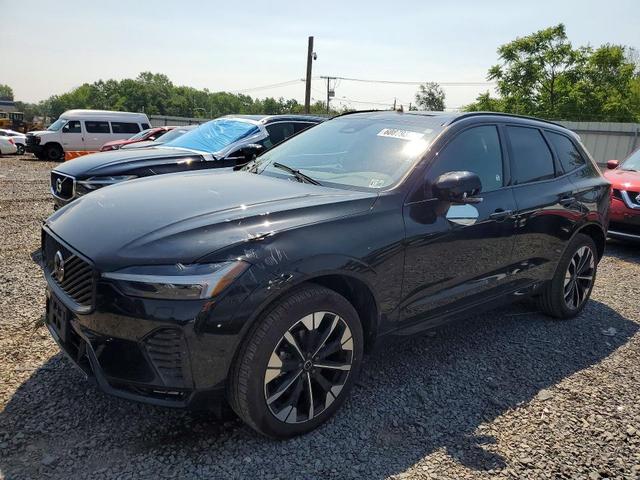 2026 VOLVO XC60 PLUS  