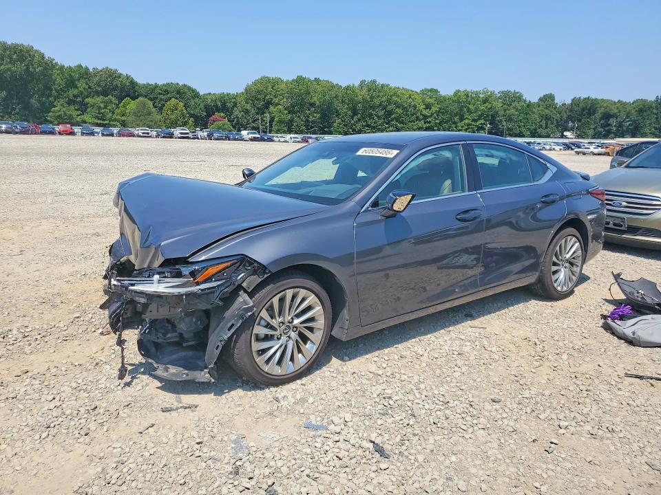 2023 LEXUS ES 300H ULTRA LUXURY  