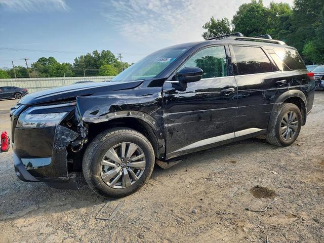 2025 NISSAN PATHFINDER SV  
