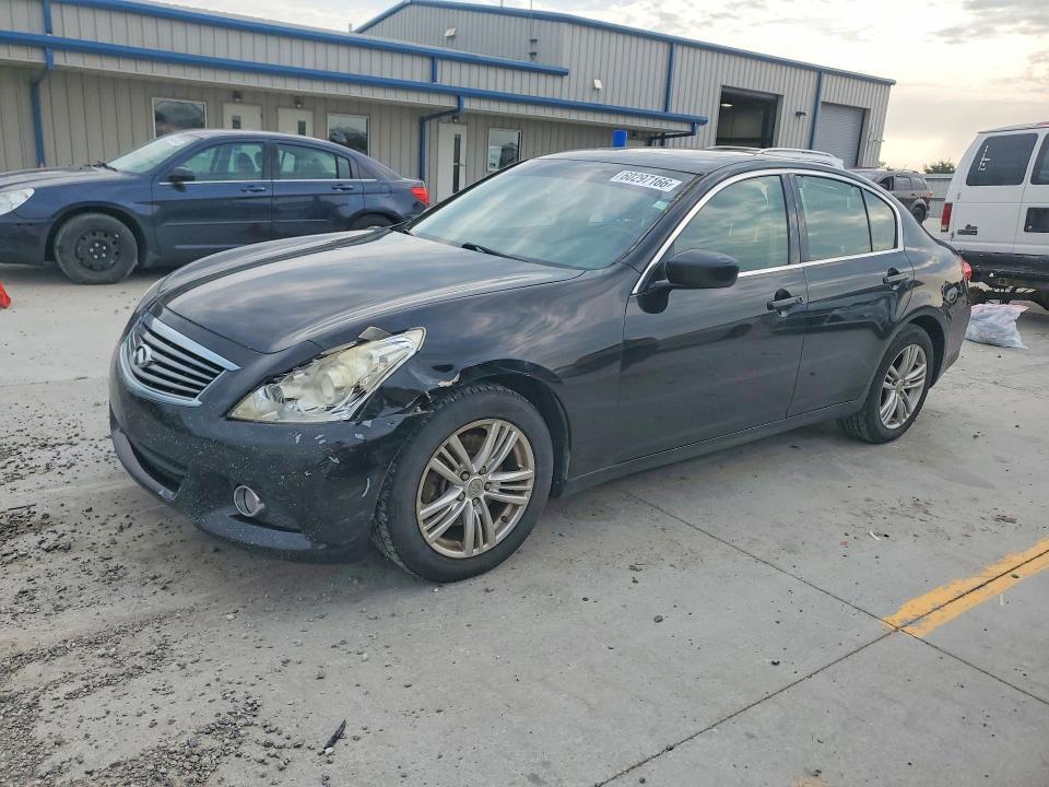 2013 INFINITI G37 SEDAN X  