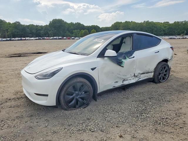 2025 TESLA MODEL Y   