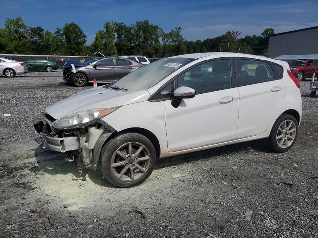 2016 FORD FIESTA SE  