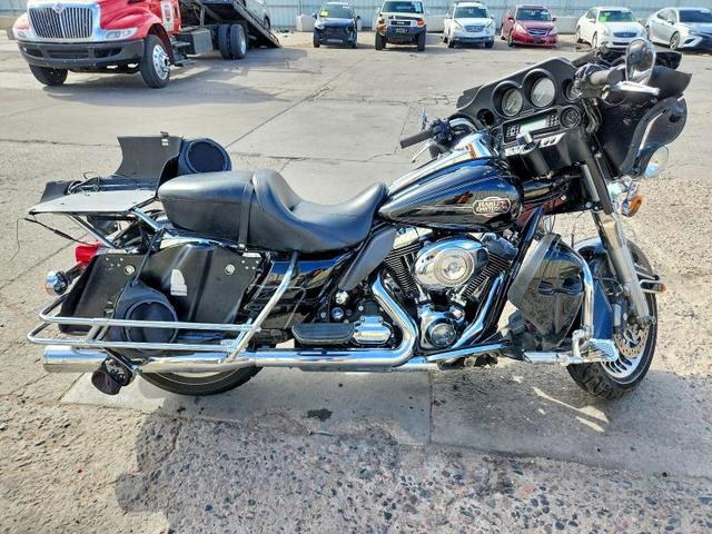 2010 HARLEY-DAVIDSON FLHTCU   