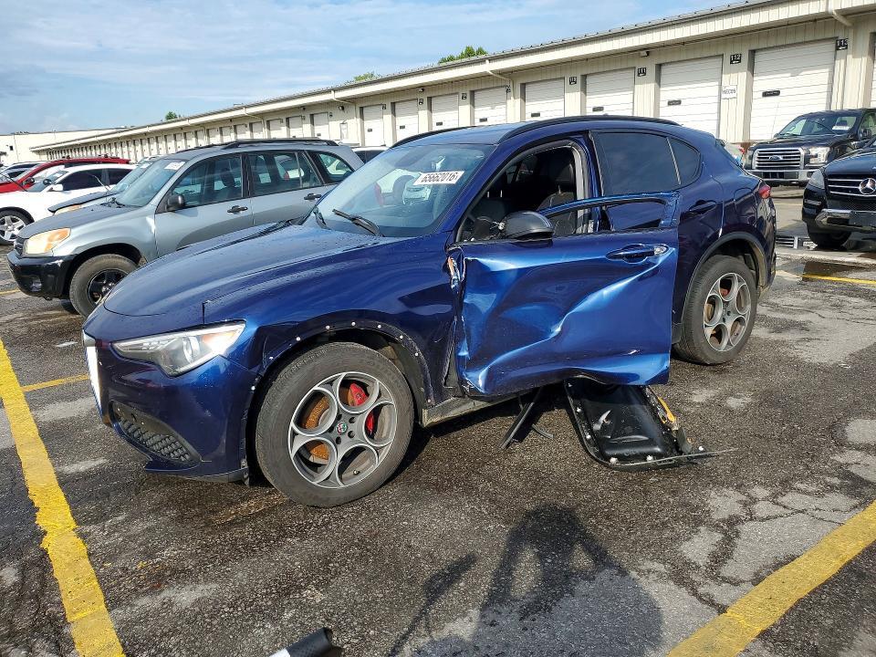 2018 ALFA ROMEO STELVIO SPORT  