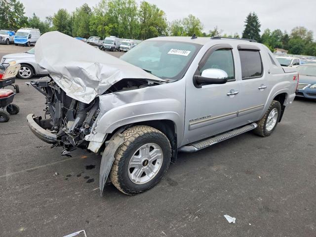 2013 CHEVROLET AVALANCHE LT  