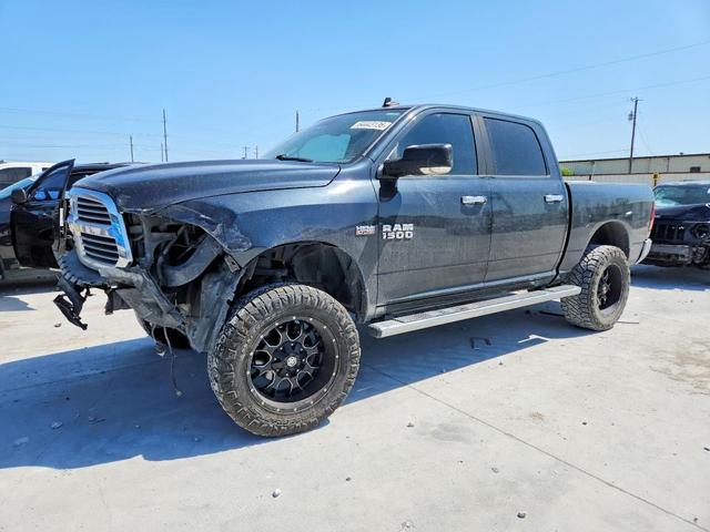 2016 RAM 1500 SLT  