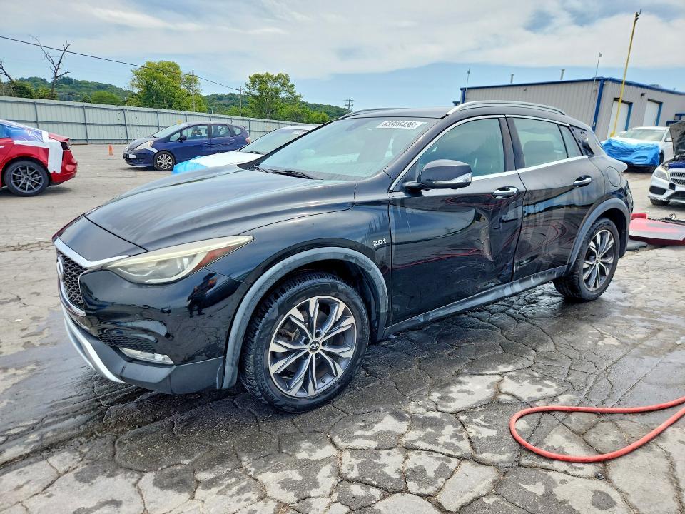 2017 INFINITI QX30 PREMIUM  