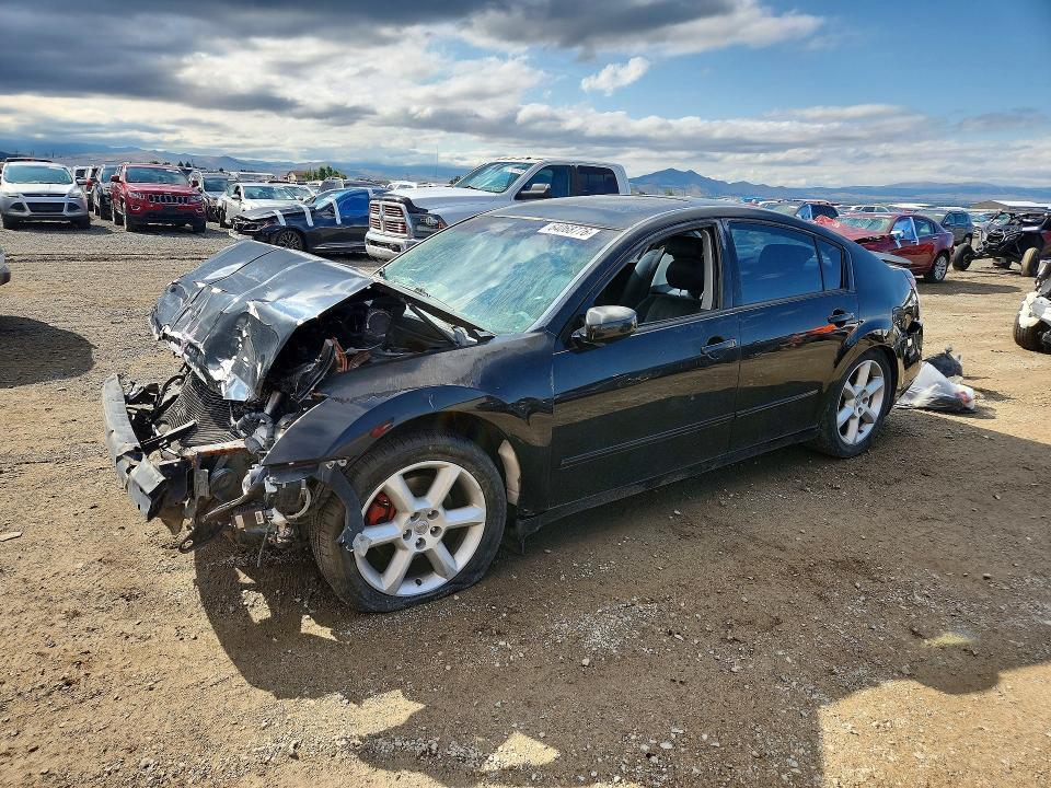 2004 NISSAN MAXIMA 35 SE  