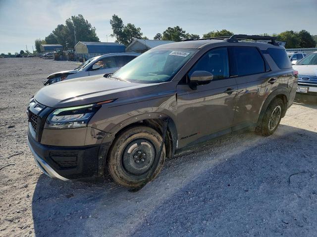2023 NISSAN PATHFINDER SV  