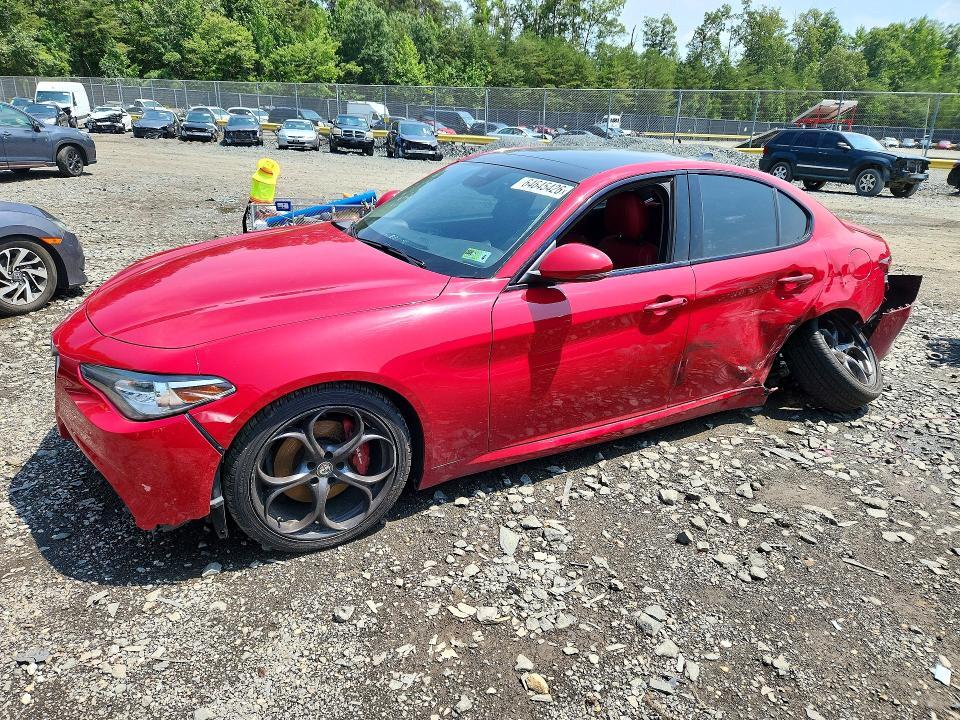 2018 ALFA ROMEO GIULIA TI Q4  
