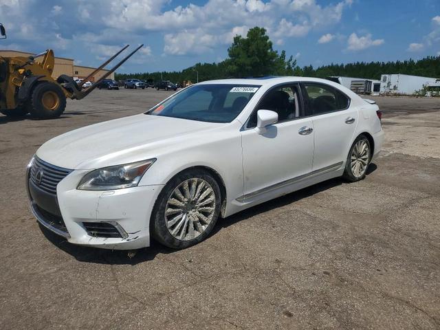 2013 LEXUS LS 460 WHITE