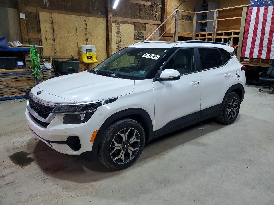 2021 KIA SELTOS EX  