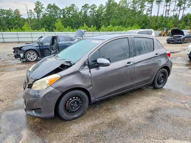2013 TOYOTA YARIS 5-DOOR LE  