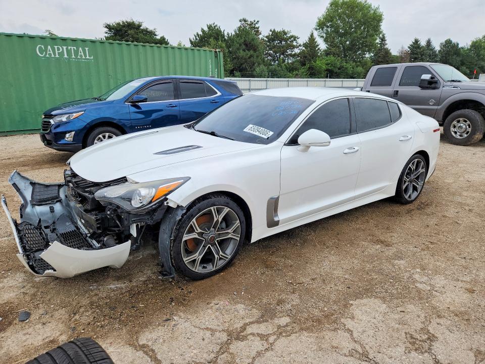 2018 KIA STINGER BASE  