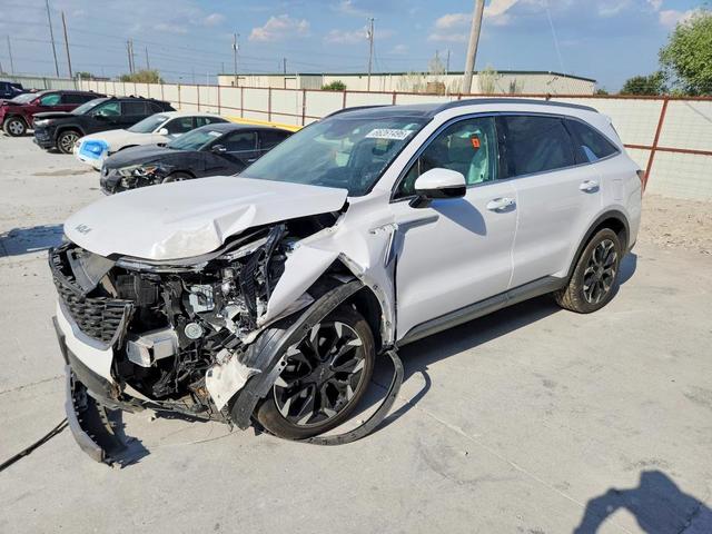 2025 KIA SORENTO EX  