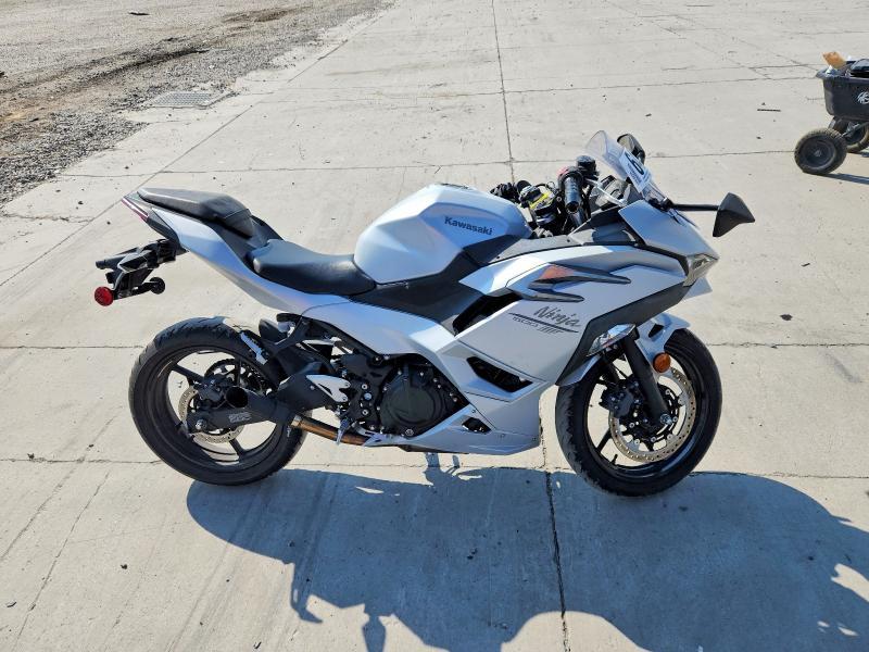 2025 KAWASAKI EX500   