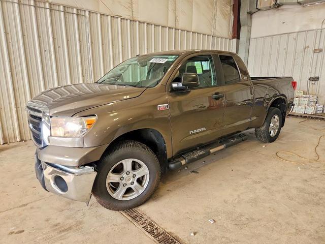 2011 TOYOTA TUNDRA DOUBLE CAB SR5  