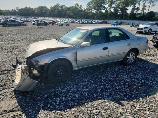 2000 TOYOTA CAMRY LE V6  