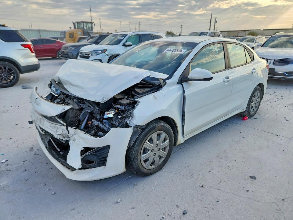 2022 KIA RIO LX  