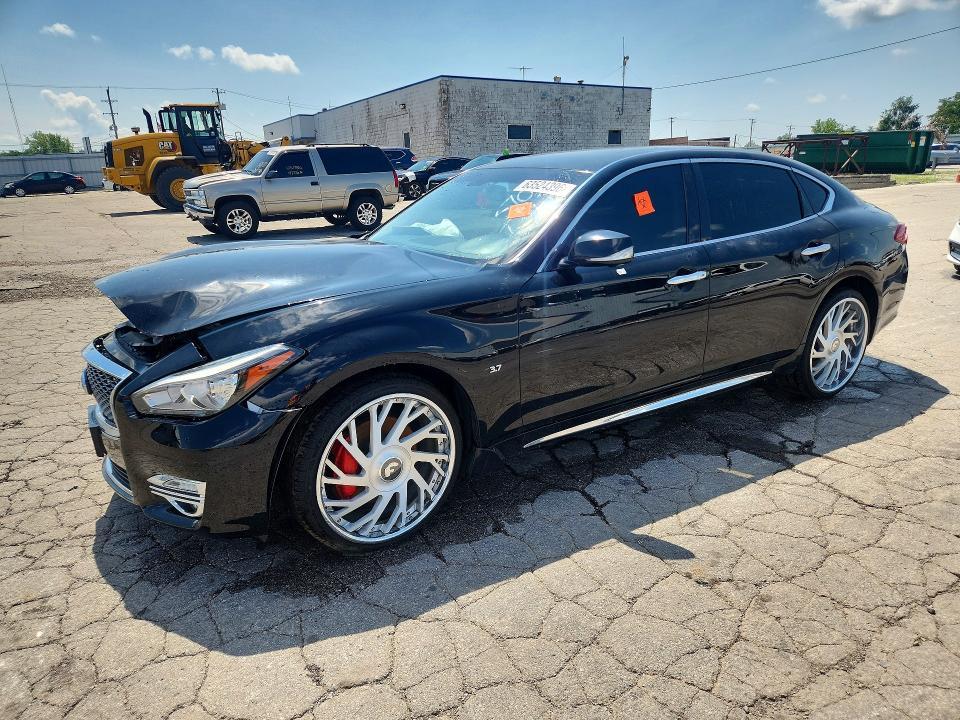 2018 INFINITI Q70L 37 LUXE  