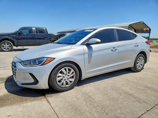 2018 HYUNDAI ELANTRA SE  