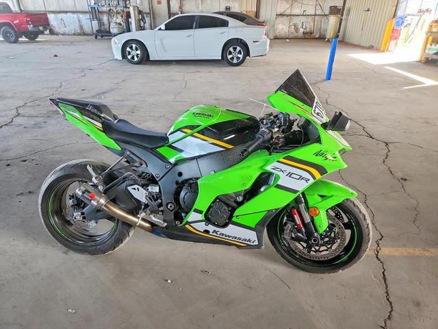 2025 KAWASAKI ZX1002 M  
