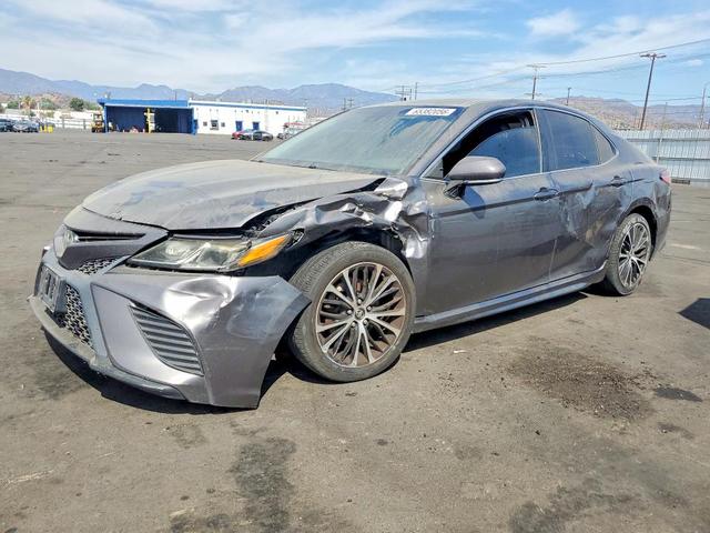 2018 TOYOTA CAMRY SE  